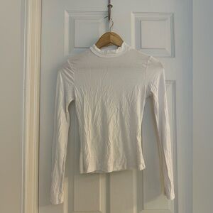 White Long Sleeve Mock Neck Fitted Top – Minimalist Base Layer Tee XS